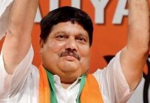 বিক্ষোভের ইঙ্গিত সংসদের